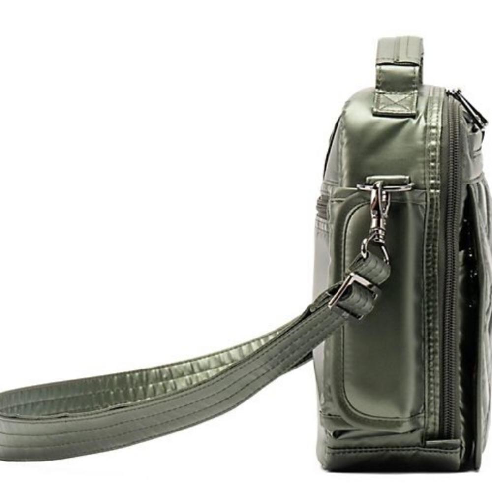 Lug Classic Quilted Crossbody, Flapper SE, Olive - Picture 2 of 5